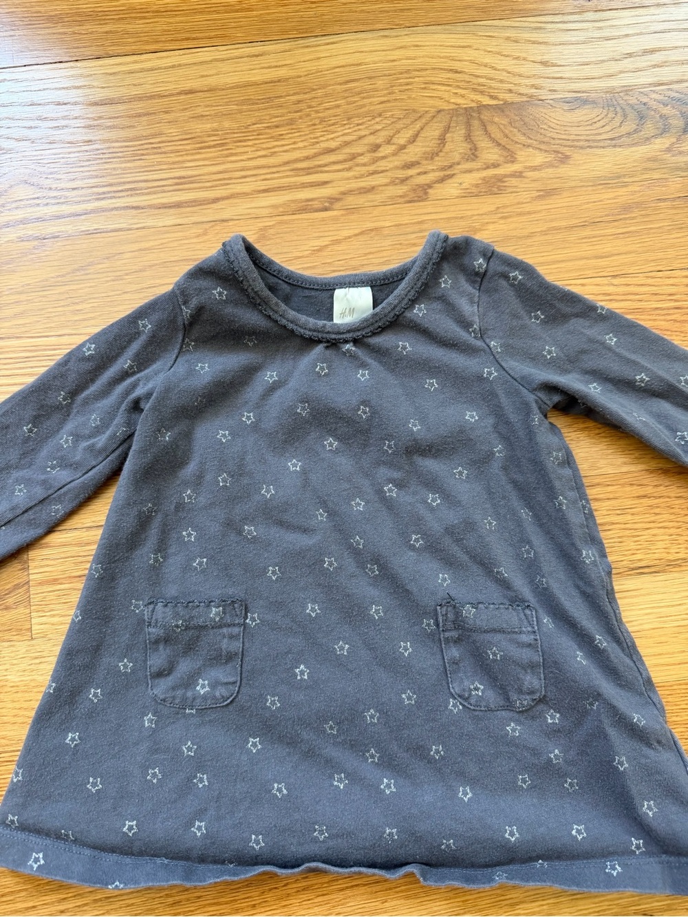 H&M Black Star-Print Long Sleeve Tunic Top for girls. 9-12 months